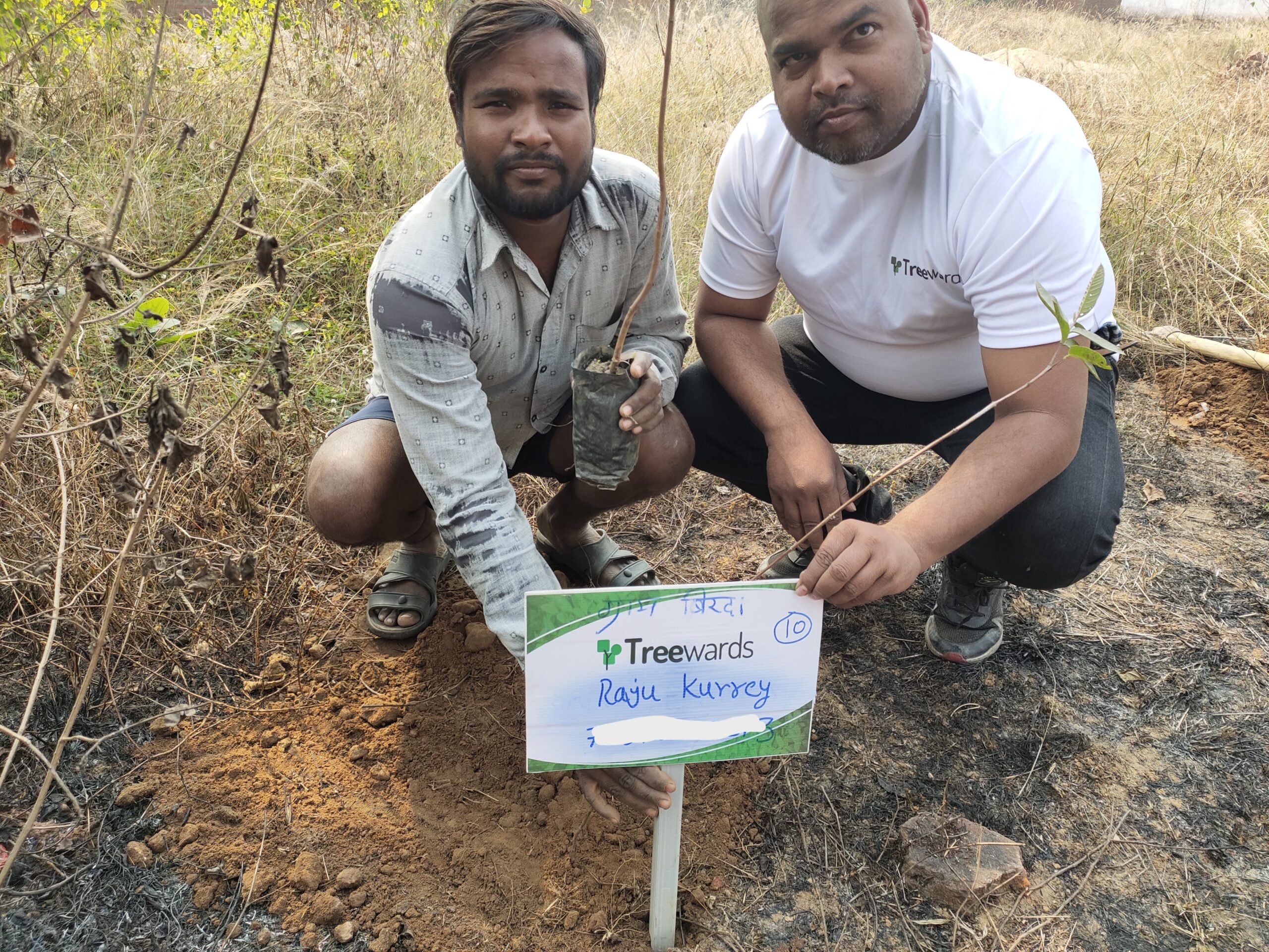 Tree Plantation Drive Story 97 – How Treewards aided Raju Kurrey
