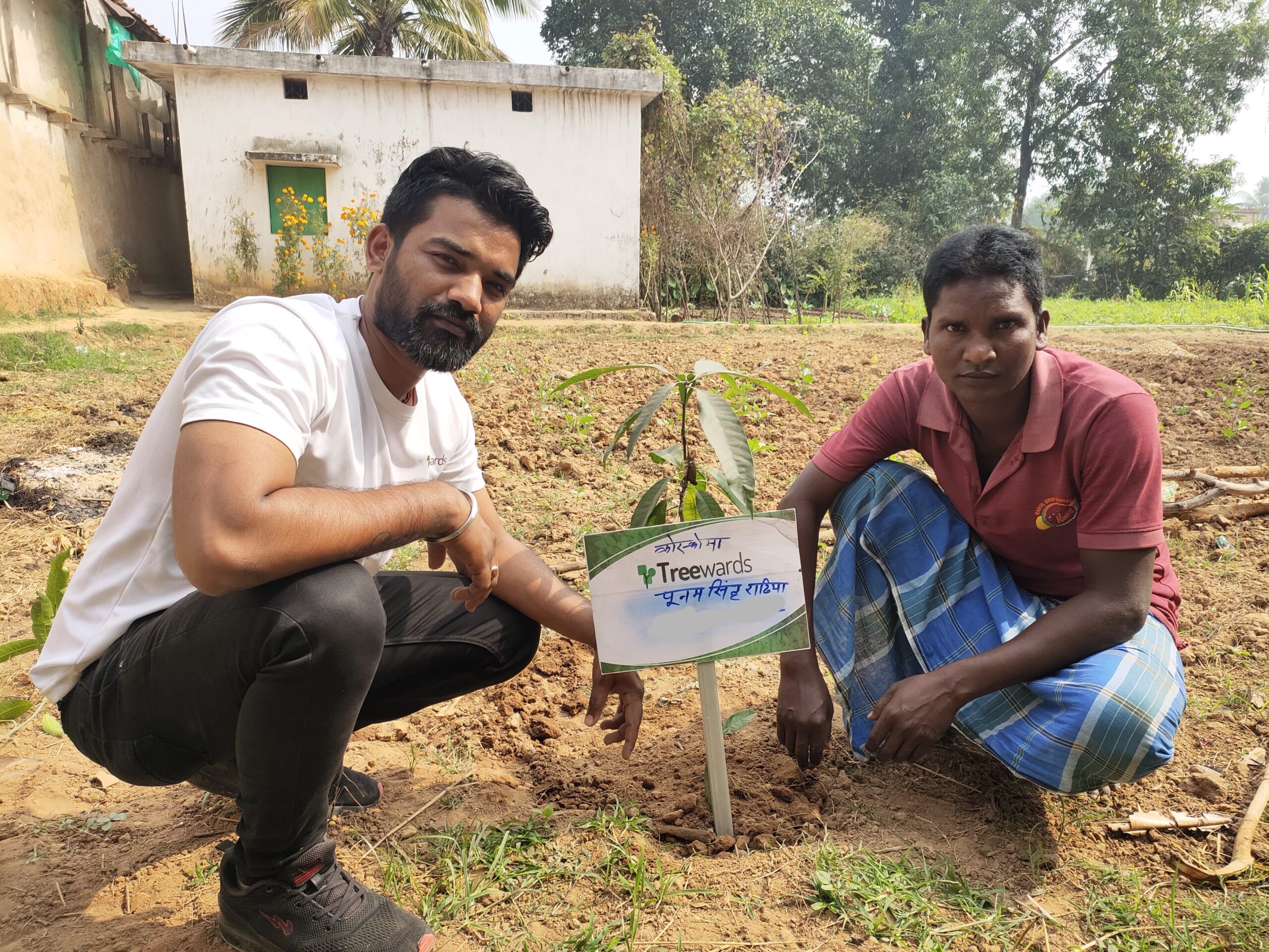 Tree Plantation Drive Story 121 – How Treewards aided Poonam Singh