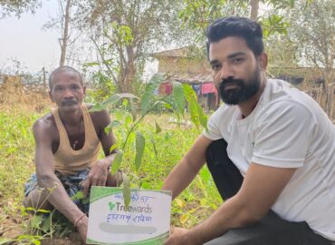 Tree Plantation Drive Story 132 – How Treewards helped Dasram Rathiya