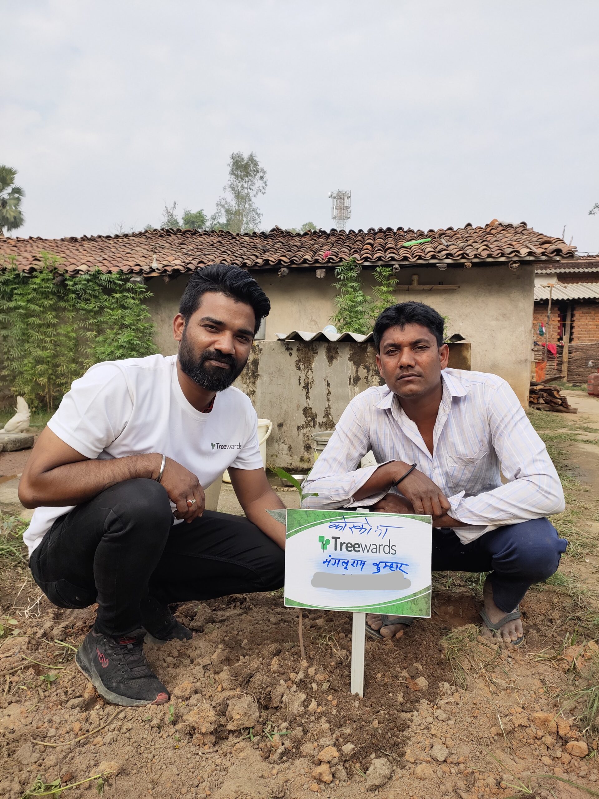 Tree Plantation Drive Story 136 – How Treewards helped Mangal Ram Kumhar